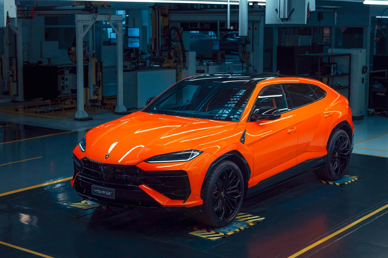 Prix Lamborghini Urus SE (2024). Le SUV restyl devient hybride rechargeable - L'Argus Prix Lamborghini Urus SE (2024). Le SUV restyl devient hybride rechargeable - L'Argus
